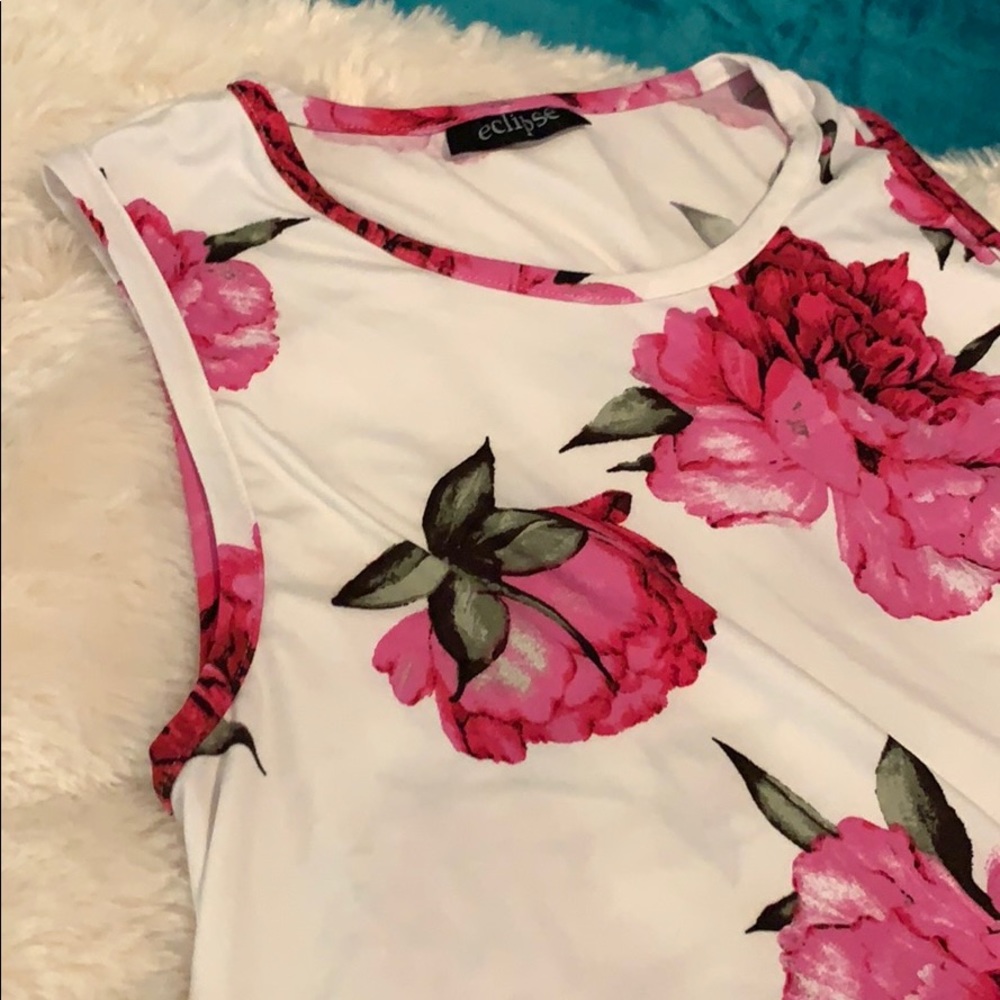 ECLIPSE || Flowy Floral Tank